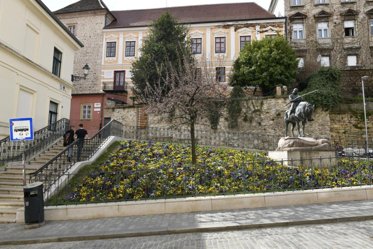 Ferienwohnung George&Dragon Zagreb Exterior foto